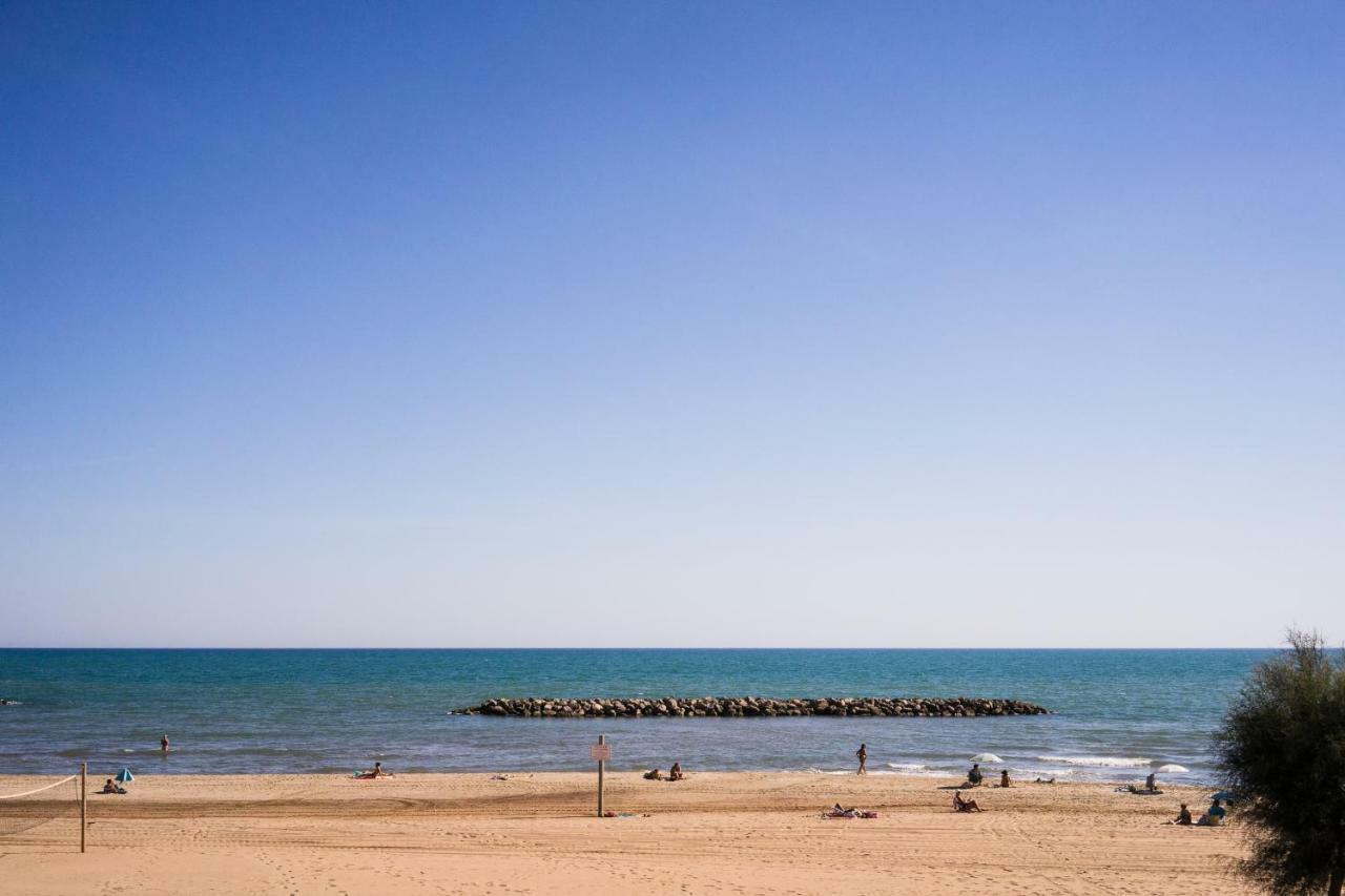 Bel appart vue mer Valras-Plage Buitenkant foto